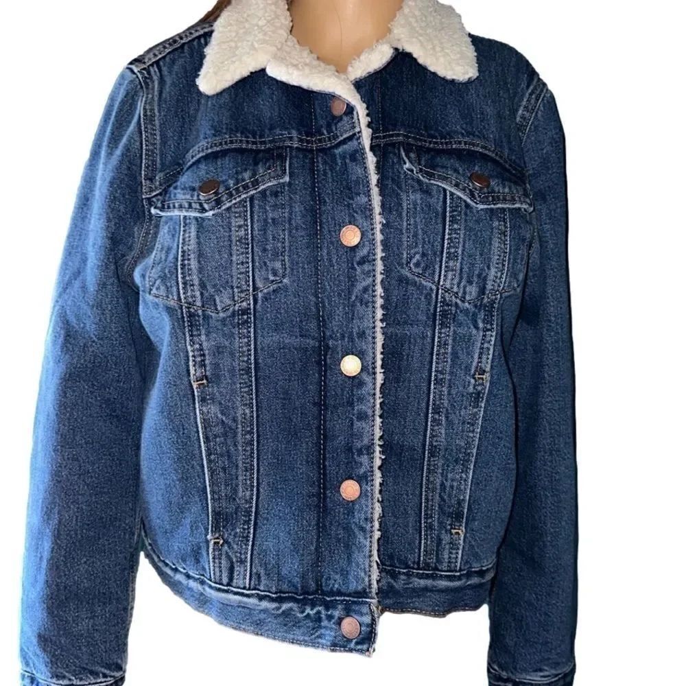Levi’s Signature Trucker Sherpa lined denim jacket SZ L